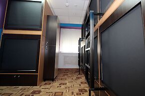 Homebox Capsule Hotel