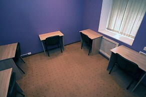 Homebox Capsule Hotel