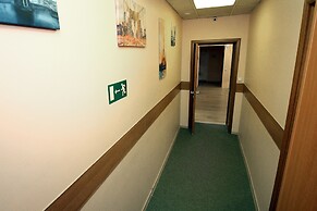 Homebox Capsule Hotel