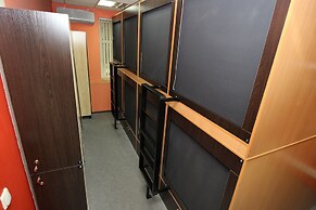 Homebox Capsule Hotel
