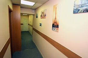 Homebox Capsule Hotel