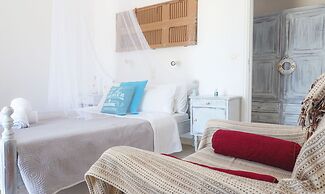 Cubaneros Holiday Inn