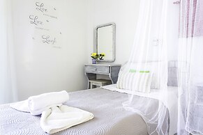 Cubaneros Holiday Inn