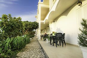 Cubaneros Holiday Inn