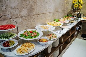 Yen Vy Hotel & Apartment