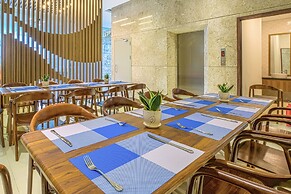 Yen Vy Hotel & Apartment