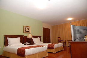 Churchill Hotel