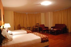 Churchill Hotel