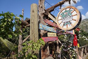 Kadir's Family House