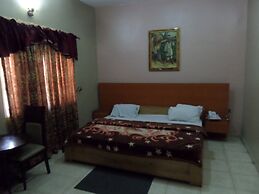 Indices Hotel and Garden