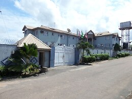 Indices Hotel and Garden