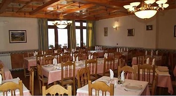 Hostal Las Grullas