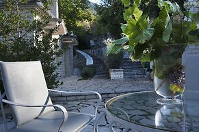 Amaryllis Boutique Guest House