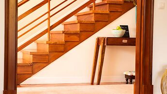 My House at Estoril Guest House