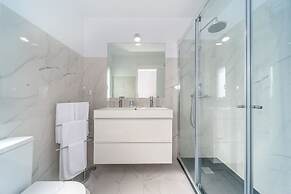 My House at Estoril Guest House