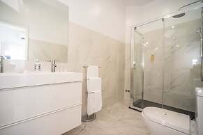 My House at Estoril Guest House