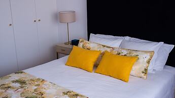 My House at Estoril Guest House