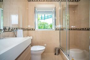 My House at Estoril Guest House