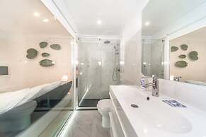 My House at Estoril Guest House