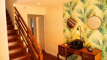 My House at Estoril Guest House