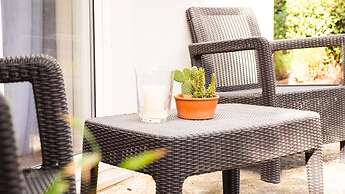 My House at Estoril Guest House