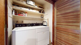 Tennis Village 14 Pet-Friendly, Spacious, Comfortable, Great Complex A