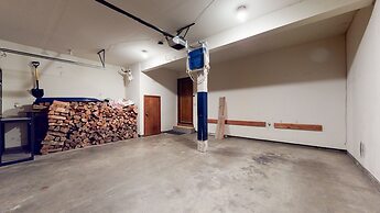 Tennis Village 14 Pet-Friendly, Spacious, Comfortable, Great Complex A