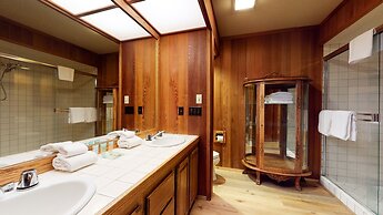 Tennis Village 14 Pet-Friendly, Spacious, Comfortable, Great Complex A