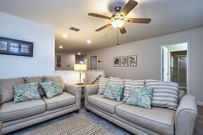 4912cg 5 Bedroom Home by RedAwning