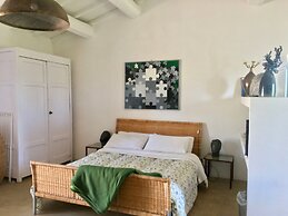 La Fratta Art - House