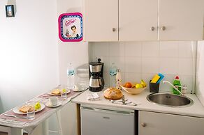 Ermou Downtown Studios by Hospitality Box