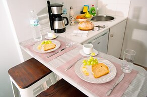 Ermou Downtown Studios by Hospitality Box