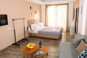 Ermou Downtown Studios by Hospitality Box