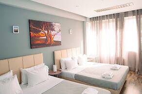 Ermou Downtown Studios by Hospitality Box