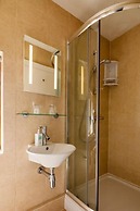 Langdon Farm Guest House