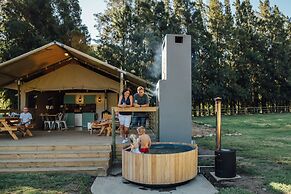 AfriCamps at Doolhof- Glamping