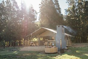 AfriCamps at Doolhof- Glamping