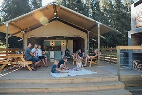 AfriCamps at Doolhof- Glamping