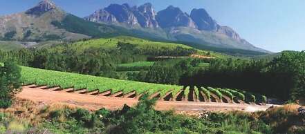 AfriCamps at Doolhof- Glamping