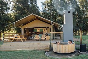 AfriCamps at Doolhof- Glamping