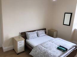 5 Bedroom House For Large Group