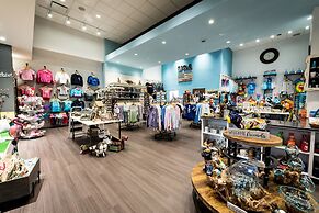 The Kartrite Resort & Indoor Waterpark