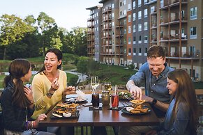 The Kartrite Resort & Indoor Waterpark