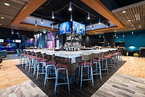 The Kartrite Resort & Indoor Waterpark