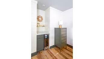 154 E Spring Street - 1 BR / 1 BA Holiday home 1