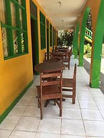 Cabinas Manzanillo Caribe Sur CR