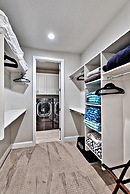 Red Rock Getaway Villa 4