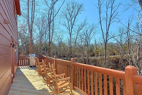 Alpine Pool Lodge Holiday home 2