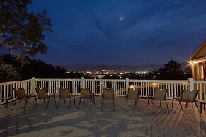 The Pillars Holiday home 9