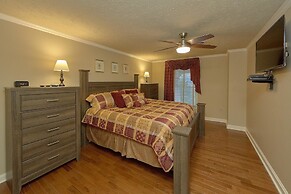 The Pillars Holiday home 9